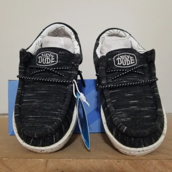 NEW! HEYDUDE Boys' Wally Stretch Slip-On Shoes - Picture 11 of 13